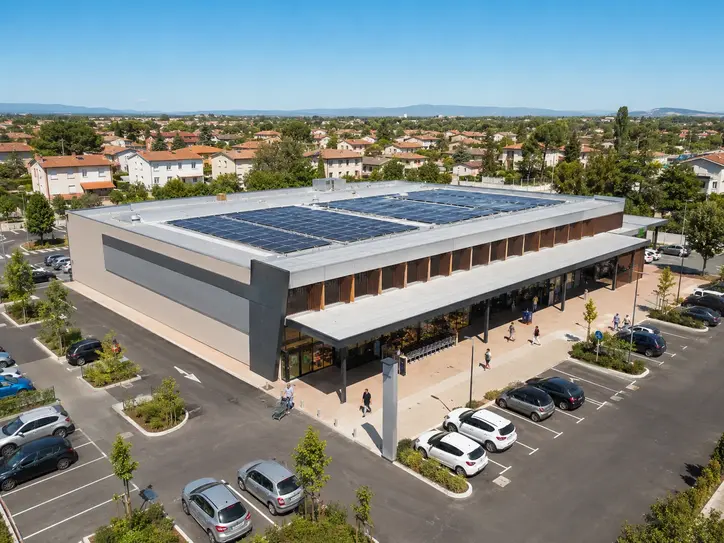 Impianto fotovoltaico supermercato